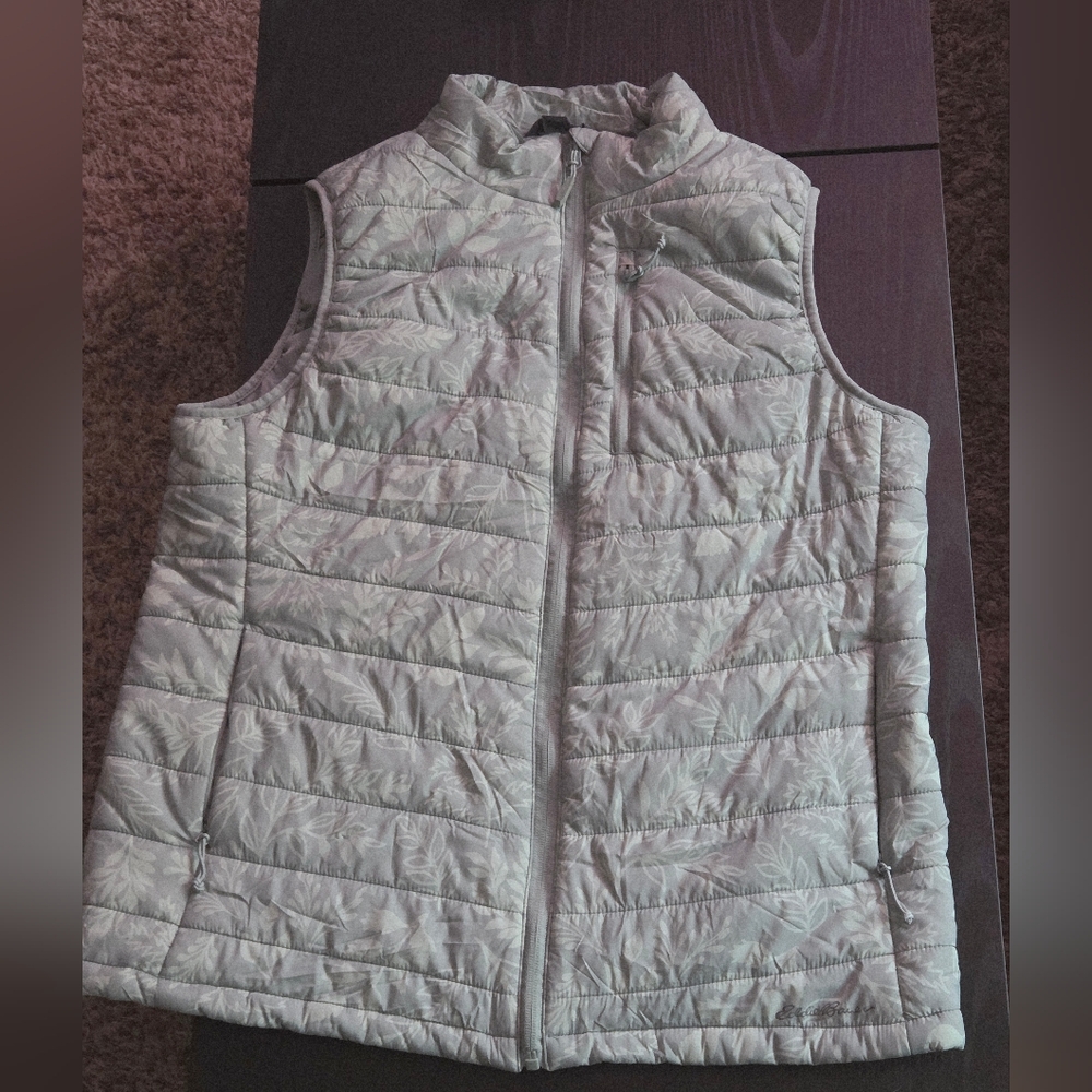 Eddie Bauer Women's Quilted Vest - Light Green